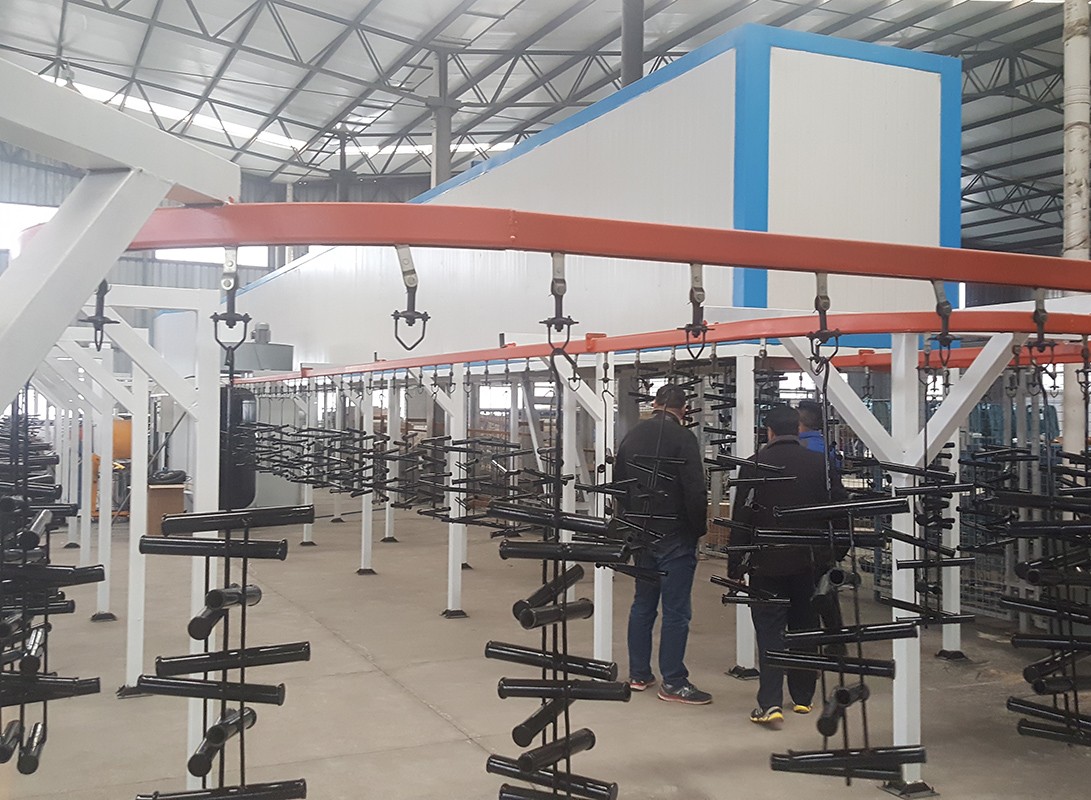 電動(dòng)三輪車涂裝流水線(圖3) 電動(dòng)三輪車涂裝流水線(圖3)